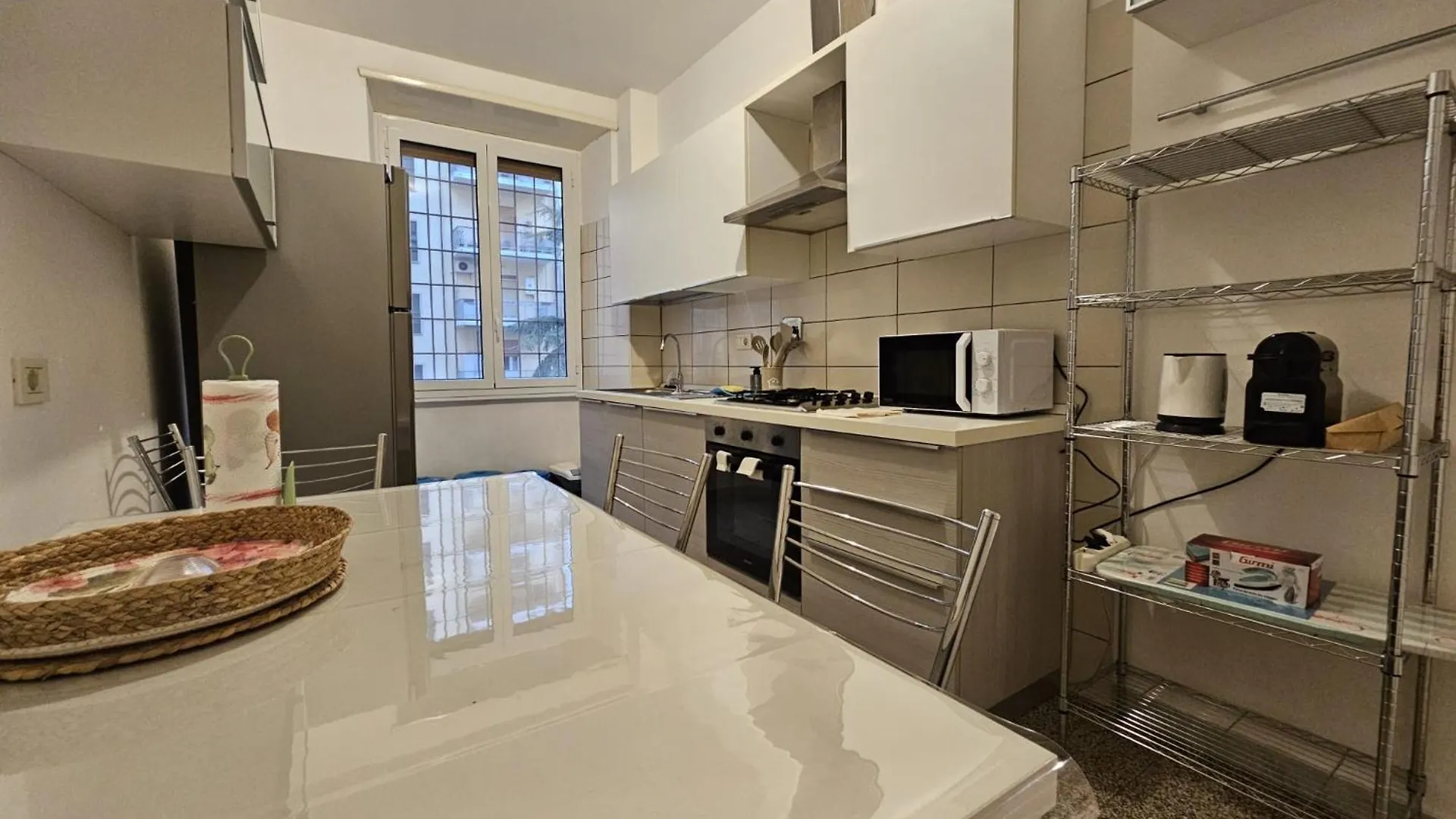 Be Your Home - Isabella Bright Apartment Rome