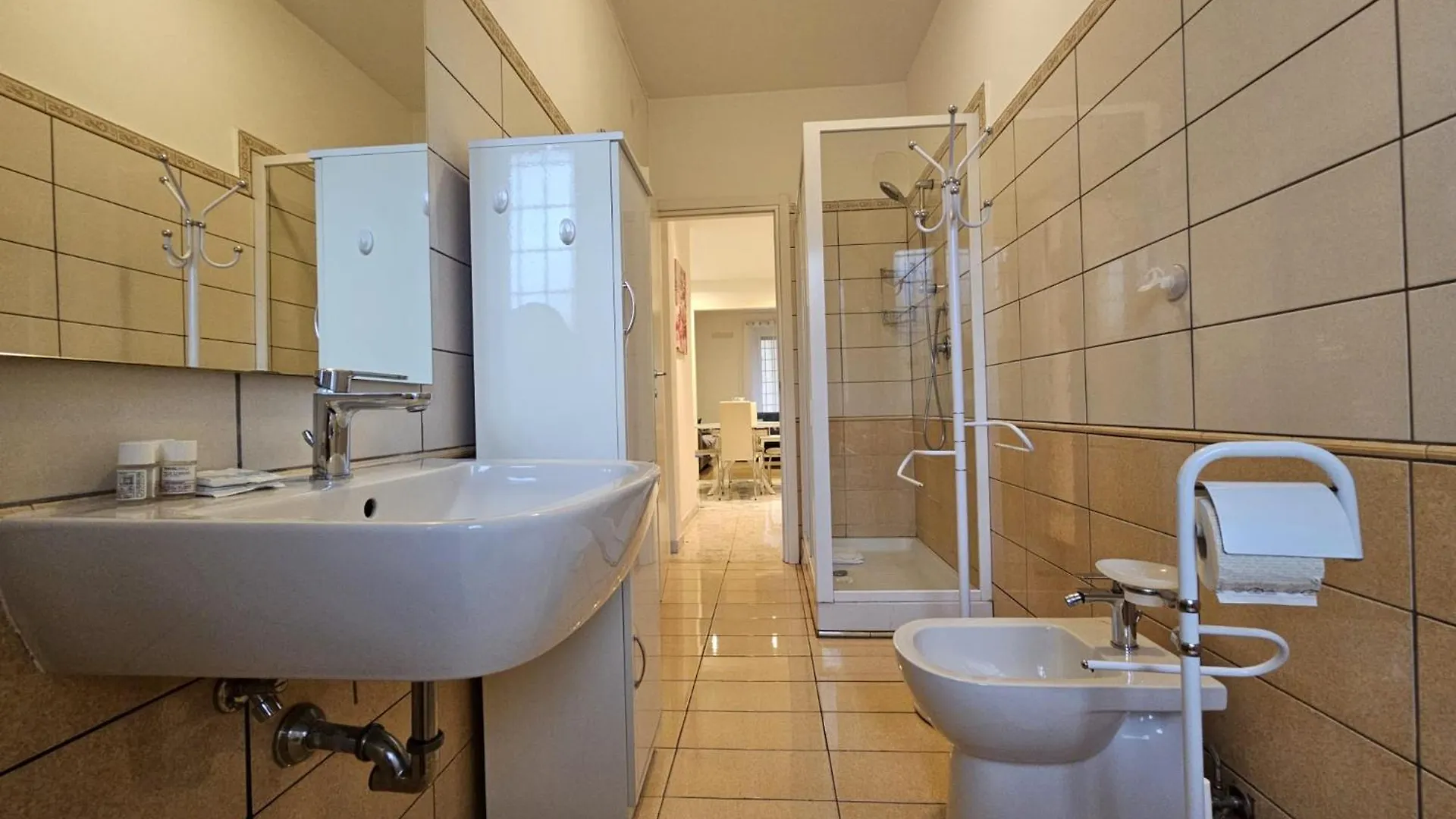Be Your Home - Isabella Bright Apartment Rome