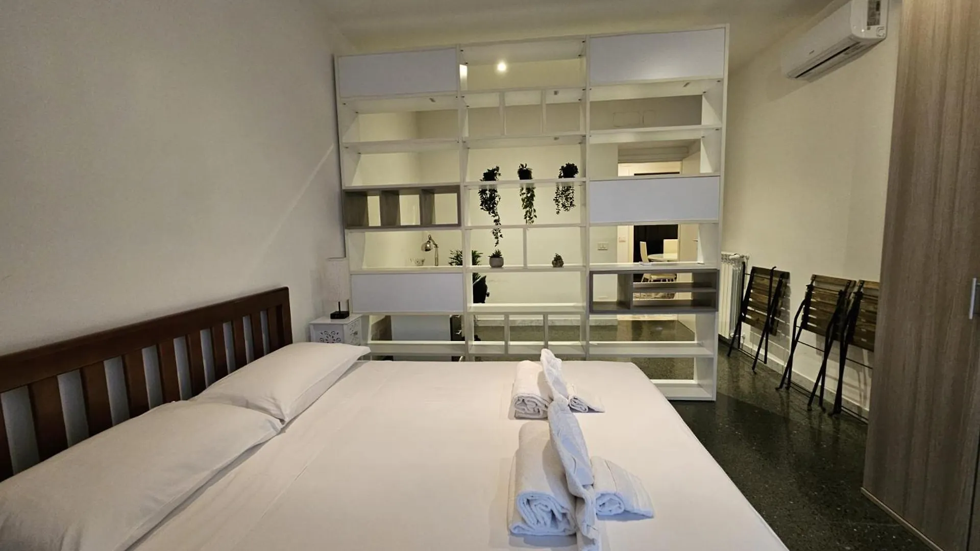 Be Your Home - Isabella Bright Apartment Rome 0*,