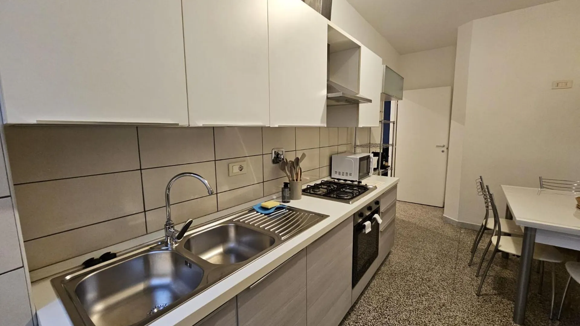 Be Your Home - Isabella Bright Apartment Rome Italy