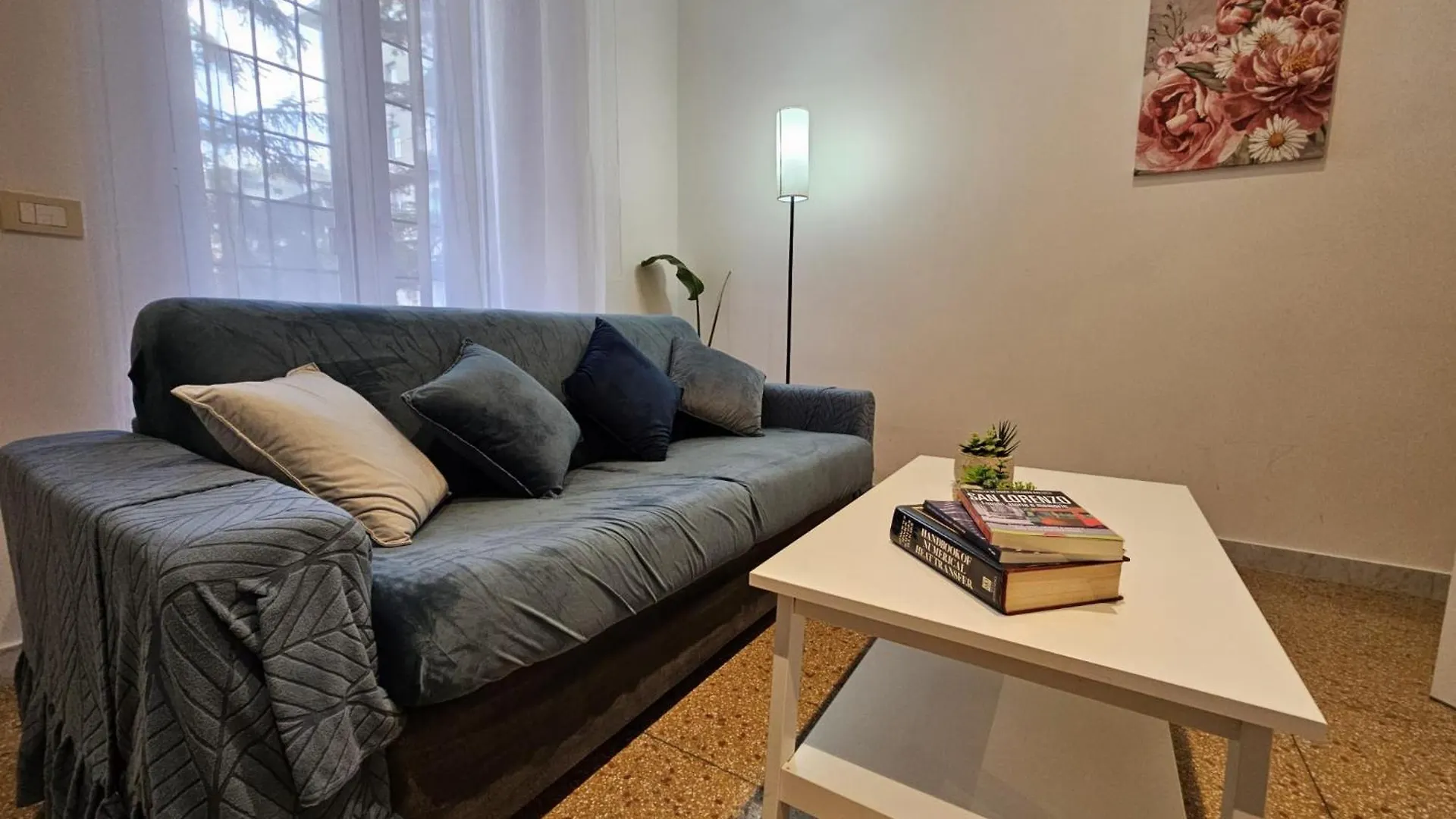 Be Your Home - Isabella Bright Apartment Rome 0*,  Italy